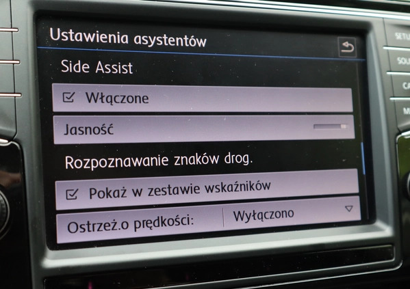 Volkswagen Passat cena 97500 przebieg: 150000, rok produkcji 2016 z Katowice małe 466